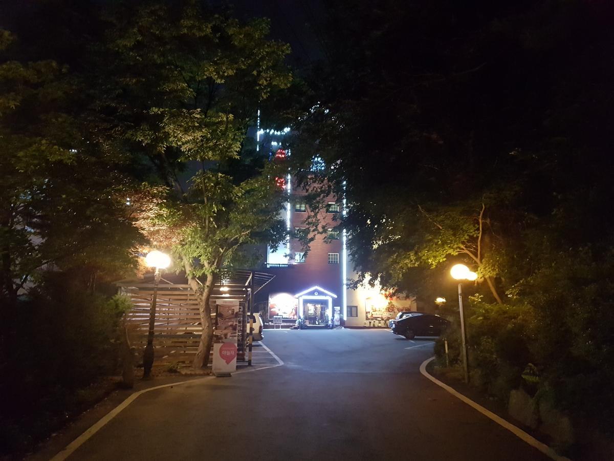 Garden Hotel Uijeongbu Extérieur photo